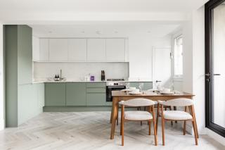 New! Central 2BR Flat with Balcony near Hyde Park - 8