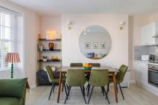 The Chic Coastal Retreat - 3BD - 8