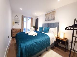 Luxury pad centrally located near Brighton station - 8