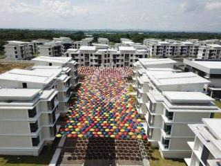 A well-kept unit with four bedrooms and ensuite bathrooms - 4