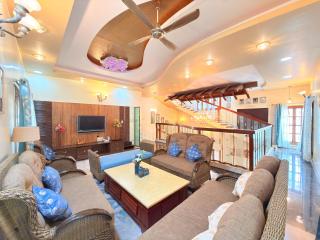 Wooden Whispers Traditional Luxe Spacez Villa - 6