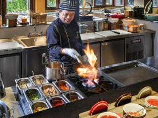 Grand Mercure Khao Lak Bangsak - 5