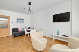 Bright Apartment for 5 in Gdynia Center by Noclegi Renters - Gdynia - 5