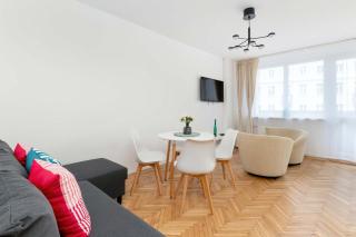 Bright Apartment for 5 in Gdynia Center by Noclegi Renters - 2