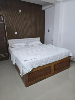Yuvati Homestay - 8