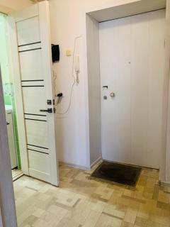 Бюджетная квартира возле Сити центра - 1