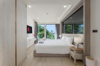 Ozone Сondo Apart Hotel by TropicLook - 8