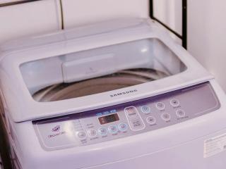 Large Double Suite | Sleeps 8 | 2 Kitchens | 2 CR - 9