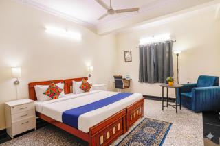 Hotel Urban Suite Near City Center Mall & GVK Mall - 7