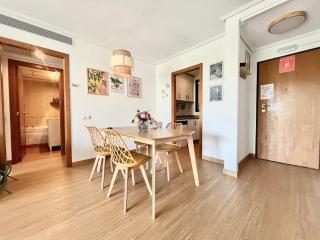 Beachfront Family Apt - 6