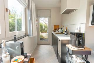 The Gentle Arch Schiphol Amsterdam - 2