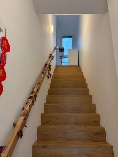 A bright spacious & convenient 2 brm TownHouse - 6