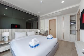 Ozone Сondo Apart Hotel by TropicLook - 7