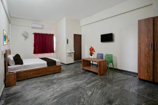 Super Hotel O Jodi Sri Muneshwara Swamy Temple - 1