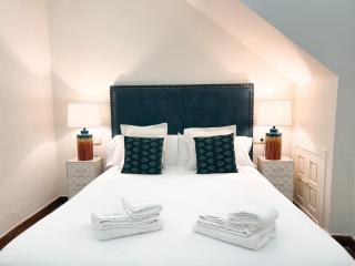 MonKeys Apartments Adriano Palace - 3