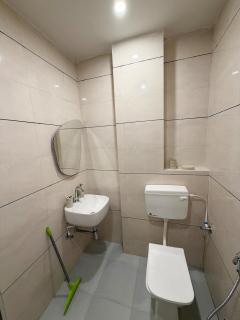 Flat in Lucknow - Lucknow - 5