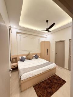 Flat in Lucknow - Lucknow - 1