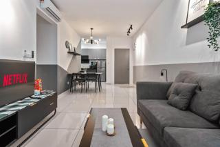 Kenwingston Platz 15 MINS TO KLCC Fit 5 Pax With Board games - 5