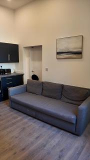 Newly Renovated Apartments in Earls Court - London - 1