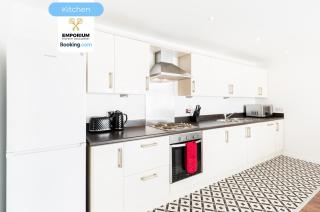 Masshouse 2BDR Flat By Emporium Property Management Short Lets & Serviced Accommodation Birmingham With Balcony & Close To Central Massplaza - 7