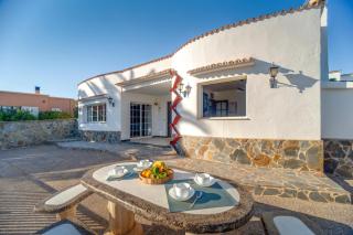 Villa Joel - Casa con piscina cerca de la playa - 2