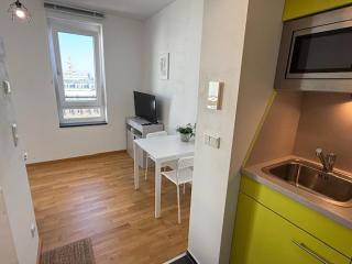 Modernes Studio Apartment in Neubau am Alexanderplatz - 2