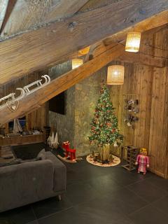 Stone Lake Luxury Lodge - 1