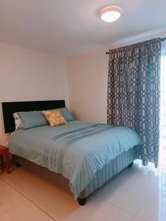 Modern Umhlanga Studio - 4