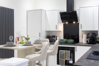 Stylish Preston Home 3 Beds Sleeps 6 - Preston - 8