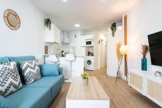 MalagaSuite Modern Studios with Pool - 5