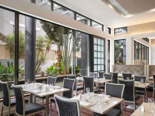 Mantra Legends Hotel - 8