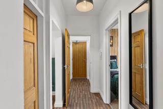 Harbourside Heaven in Bristol - Sleeps 8 - 3