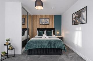 Harbourside Heaven in Bristol - Sleeps 8 - 9