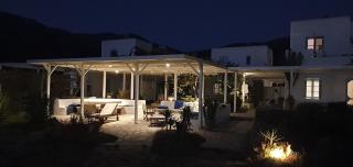 Beachfront Ios Villa - 4