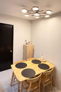 VStaycation by VHEN - 2