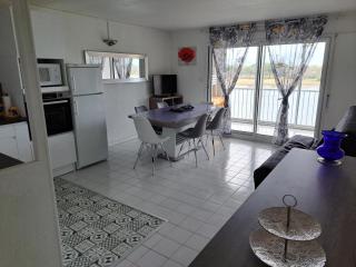 Amoureva B34, T3, vue mer, piscine, parking, clim - 9