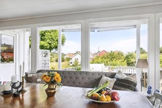 Family Cabin With A View - 9