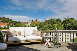 Family Cabin With A View - 8