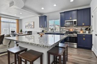 Heber Valley Escape w Games Theater Hot Tub - 8