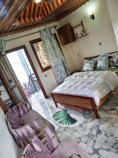 Avant Monti Route de Mfou - 9