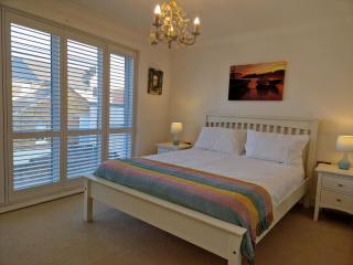Broadstairs Hideaway W Parking and Mins to Beach - 3