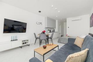 Sea&Lake Mielno Elegant Studio with Parking & Terrace by Noclegi Renters - 6