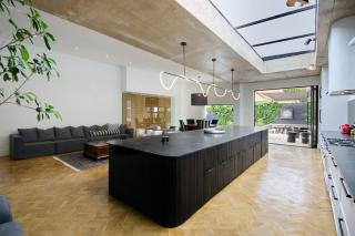 Parkhurst Urban Oasis - A Luxury Stay - 1