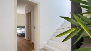 Modern villa Blanka with pool and grill in Tinjan - 2