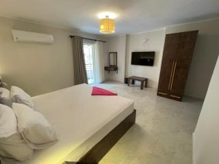 Lovely Rivera Room with Breakfast - 9