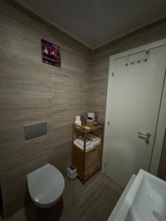 Lucas investment Q14-302 - 4