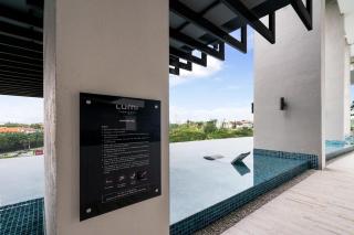 Luxury 3 Bedroom at Lumi Tropicana Balcony With Golf View Sleeps 9 and Darts B2-23 - 2