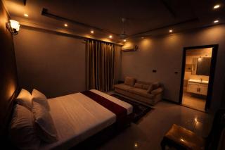 Hill Town Family Suites - 6