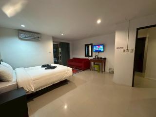 Patong gray house - 1