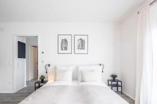 Modern City Hideaway with Balcony - 5